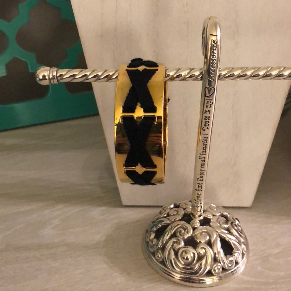 Kate Spade gold bangle - Picture 2 of 4